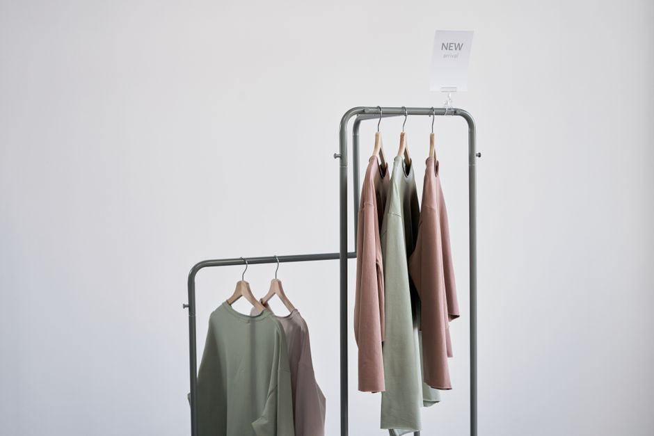 How Can I Evaluate New-Arrival Clothing Online Before Buying?